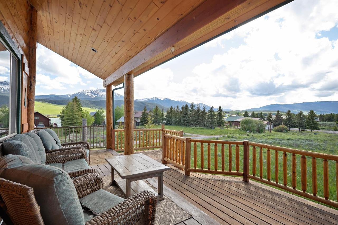 Henrys Hawk By Kabino Henrys Lake Hot Tub Firepit Pool Table Mtn & Water Views Wifi Satellite Fishing Trails Island Park Bagian luar foto