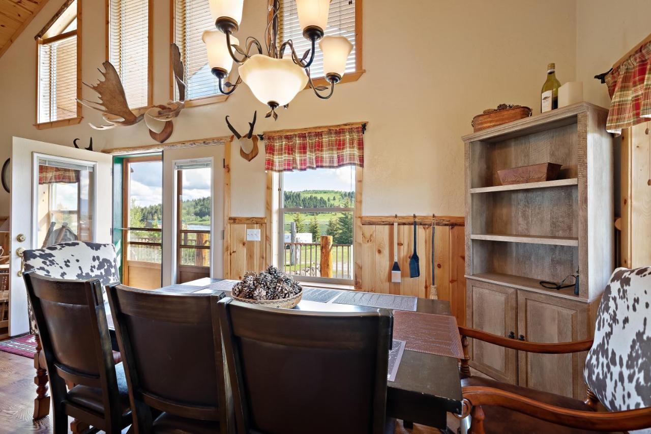 Henrys Hawk By Kabino Henrys Lake Hot Tub Firepit Pool Table Mtn & Water Views Wifi Satellite Fishing Trails Island Park Bagian luar foto
