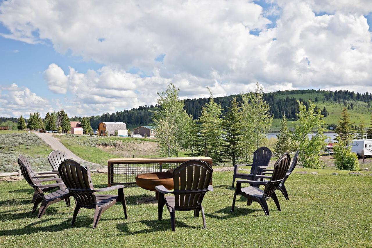 Henrys Hawk By Kabino Henrys Lake Hot Tub Firepit Pool Table Mtn & Water Views Wifi Satellite Fishing Trails Island Park Bagian luar foto
